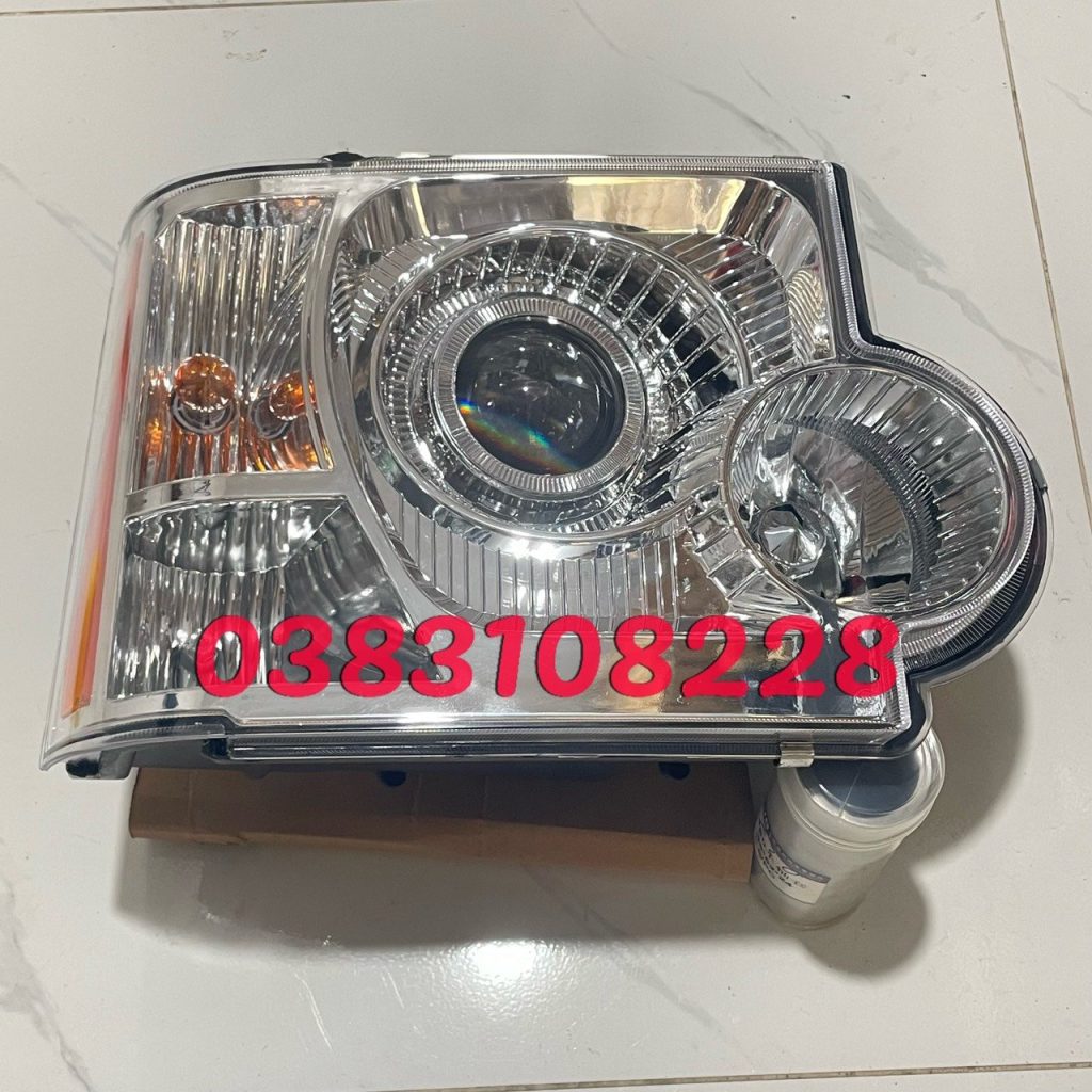 Đèn pha Dongben 8 tạ DB1021