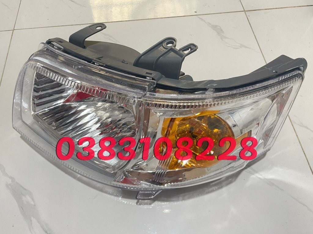 Đèn pha Suzuki Carry Pro 7 tạ