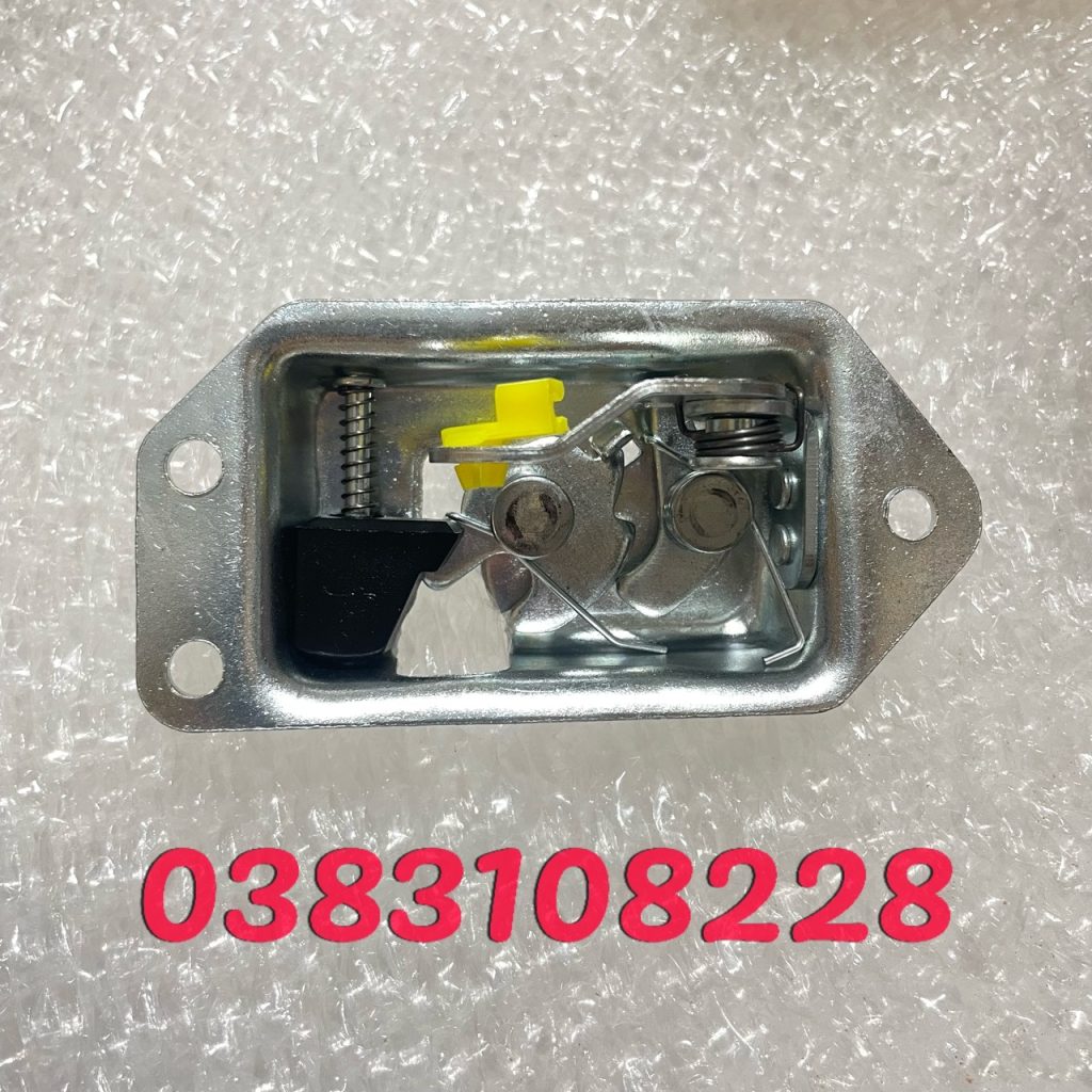 Ổ ngậm cửa hậu Suzuki Con Cóc